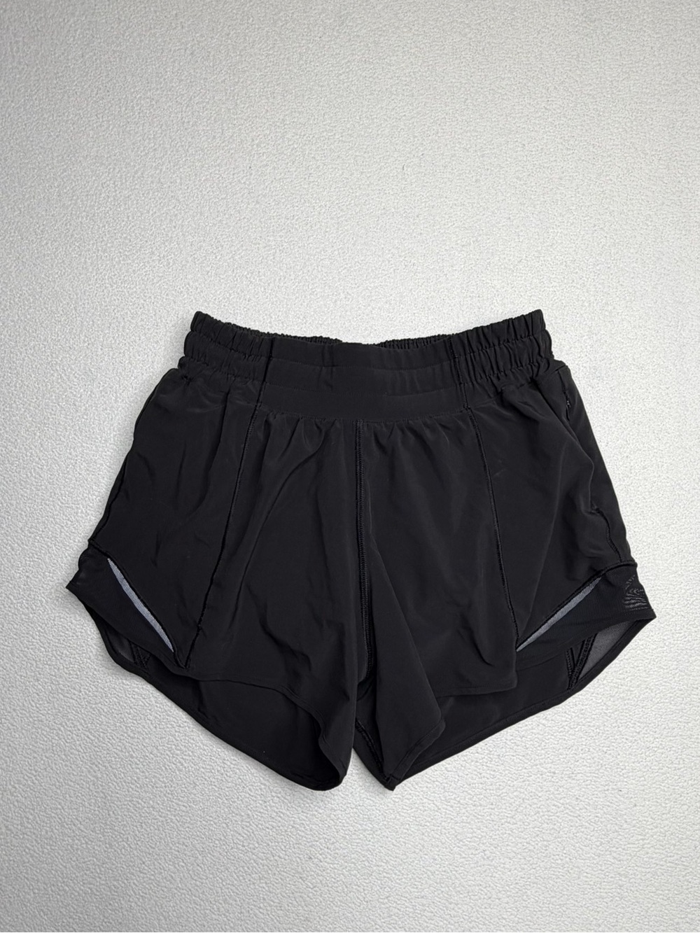 Lululemon Hotty Hot Short II *Long 4"
•Black - Picture 4 of 16